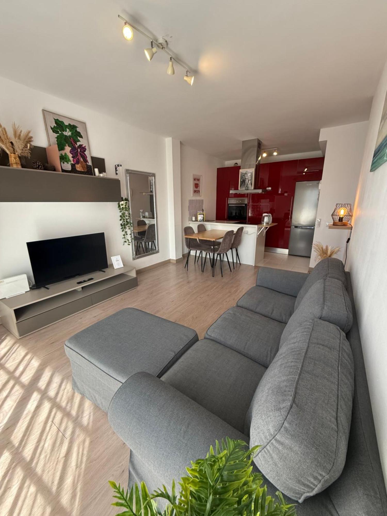 Seaside Paradise - 2 Bedroom Apartment With Ocean Views & Air Conditioning In Playa San Juan Kültér fotó