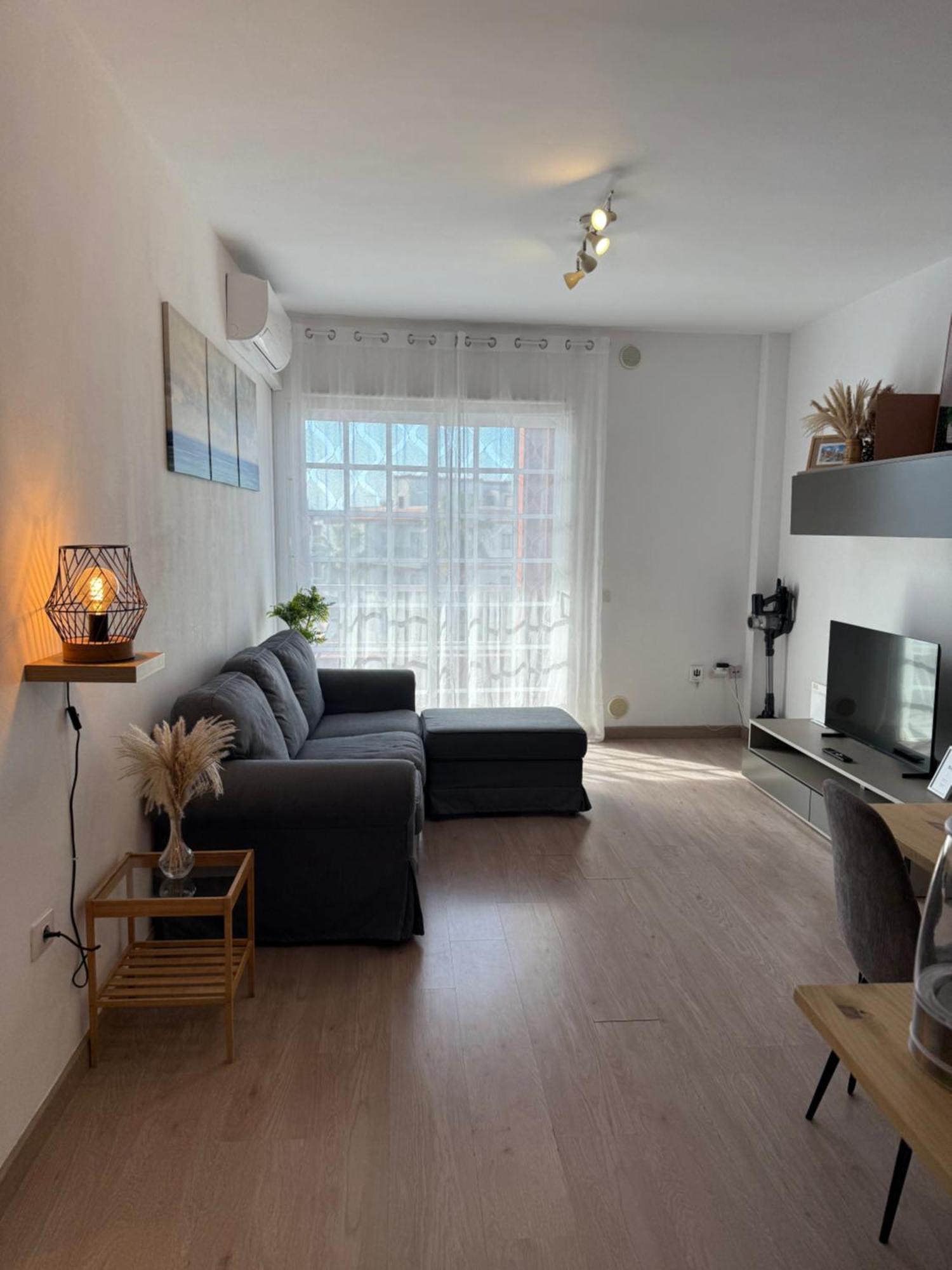 Seaside Paradise - 2 Bedroom Apartment With Ocean Views & Air Conditioning In Playa San Juan Kültér fotó